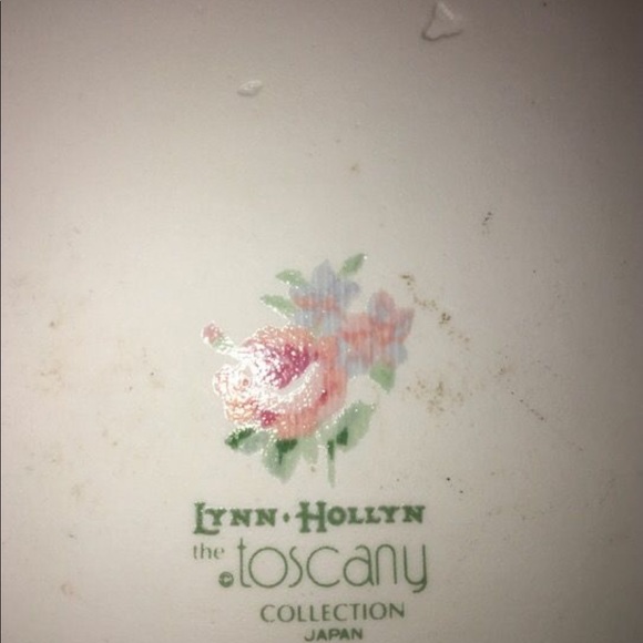 Lynn Hollyn Pink Rose Covered Ceramic Dish - Picture 4 of 4